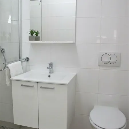 Seaeye Apartment